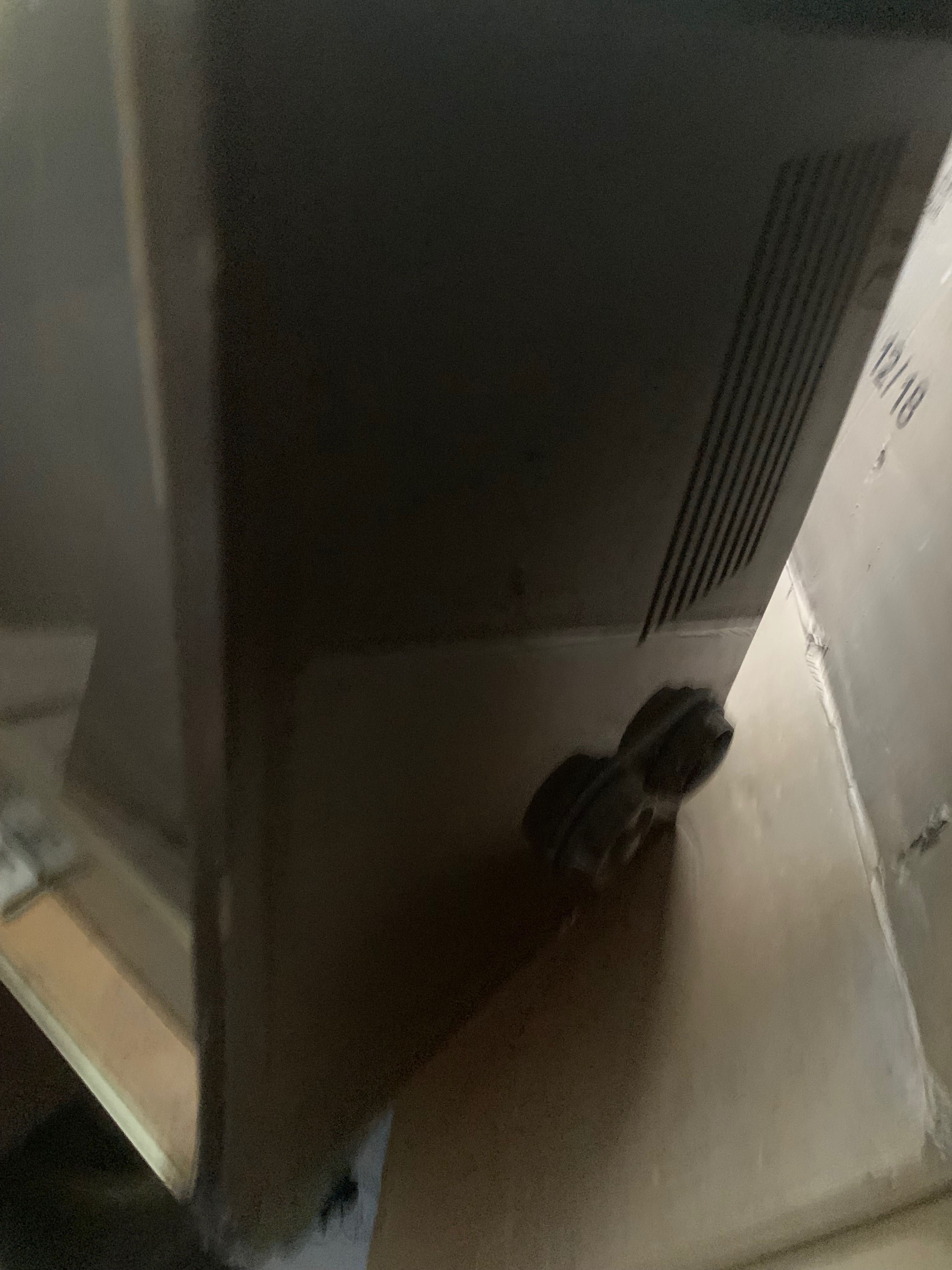 Televisão a válvulas.