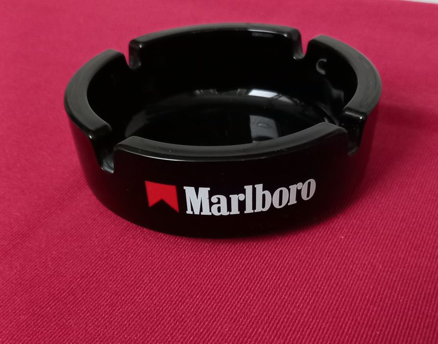 Попільничка "Мальборо" 1988р.