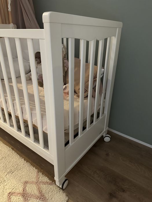 Berço + colchão TRAMA - novo