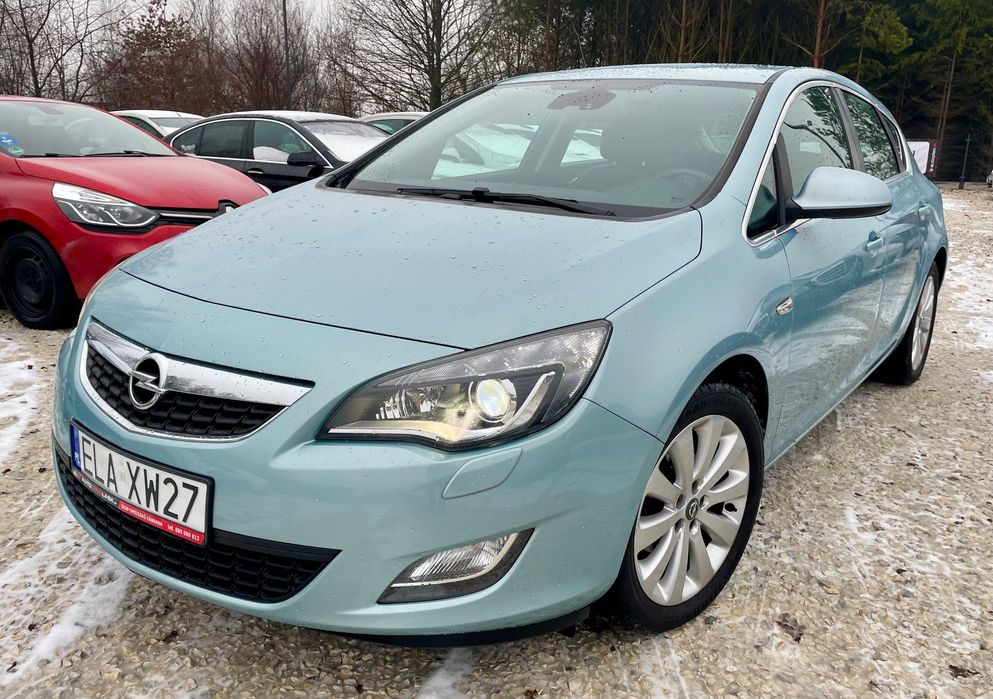 Opel Astra 1.6 Benzyna 115KM^^Bi-xenon^^155 Tys.km^^Nawigacja^^2011r^^