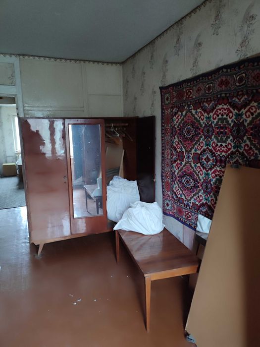 Продам трёхкомнатную квартиру на Тесленко.