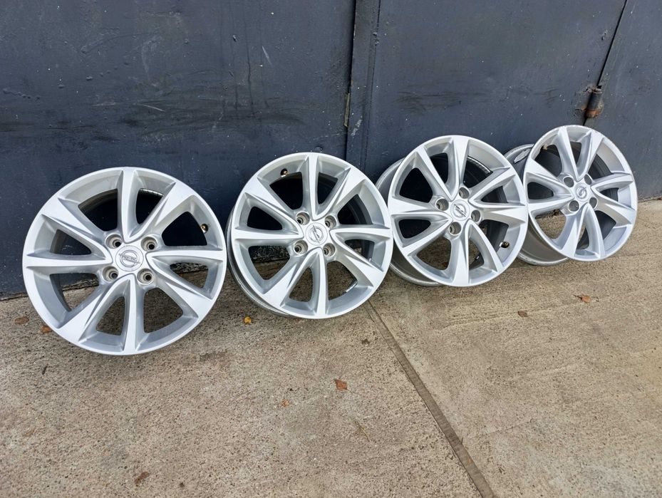Felgi alu Opel Corsa F Peugeot 208 Citroen C2 C3 16'' 4x108 ET38 65.1