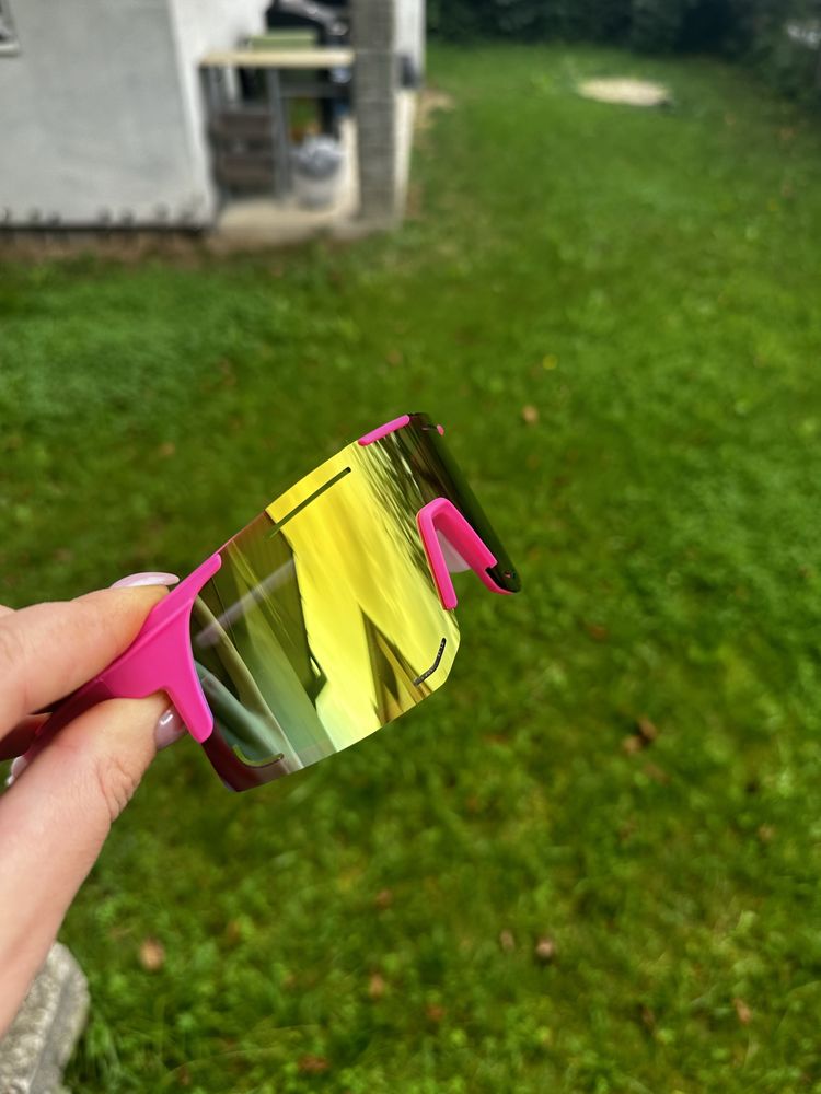 Okulary przeciwsłoneczne sportowe
