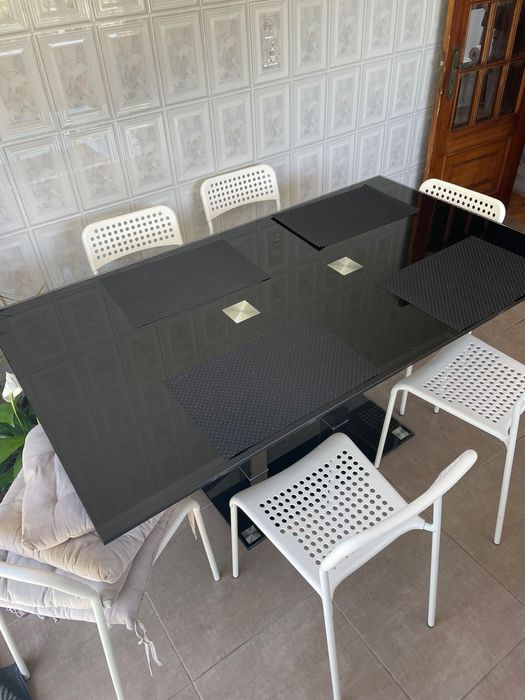 Mesa de sala ou cozinha