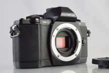 Aparat fotograficzny OLYMPUS OM-D E-M10 Mark I Body - 1.275 zdjęć
