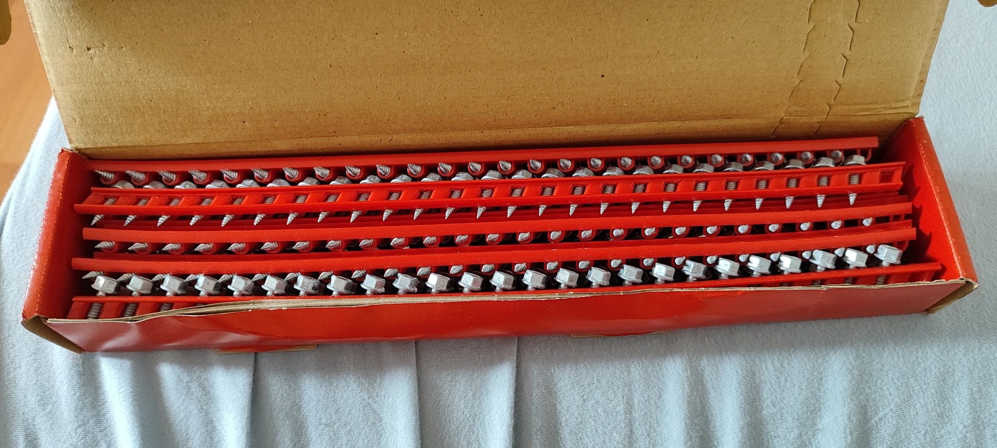 20 paczek Blachowkręty Hilti 4.8x20 250szt. Pojedynczo 120zl