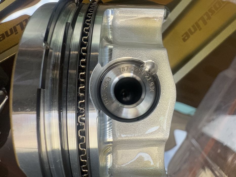 Conjunto Pistoes e Bielas Forjados