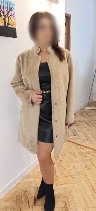 OCHNIK beżowe damskie  futerko ze stójką roz L