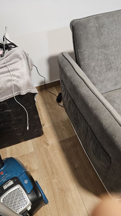 Duas camas articuladas e um sofá eléctrico!