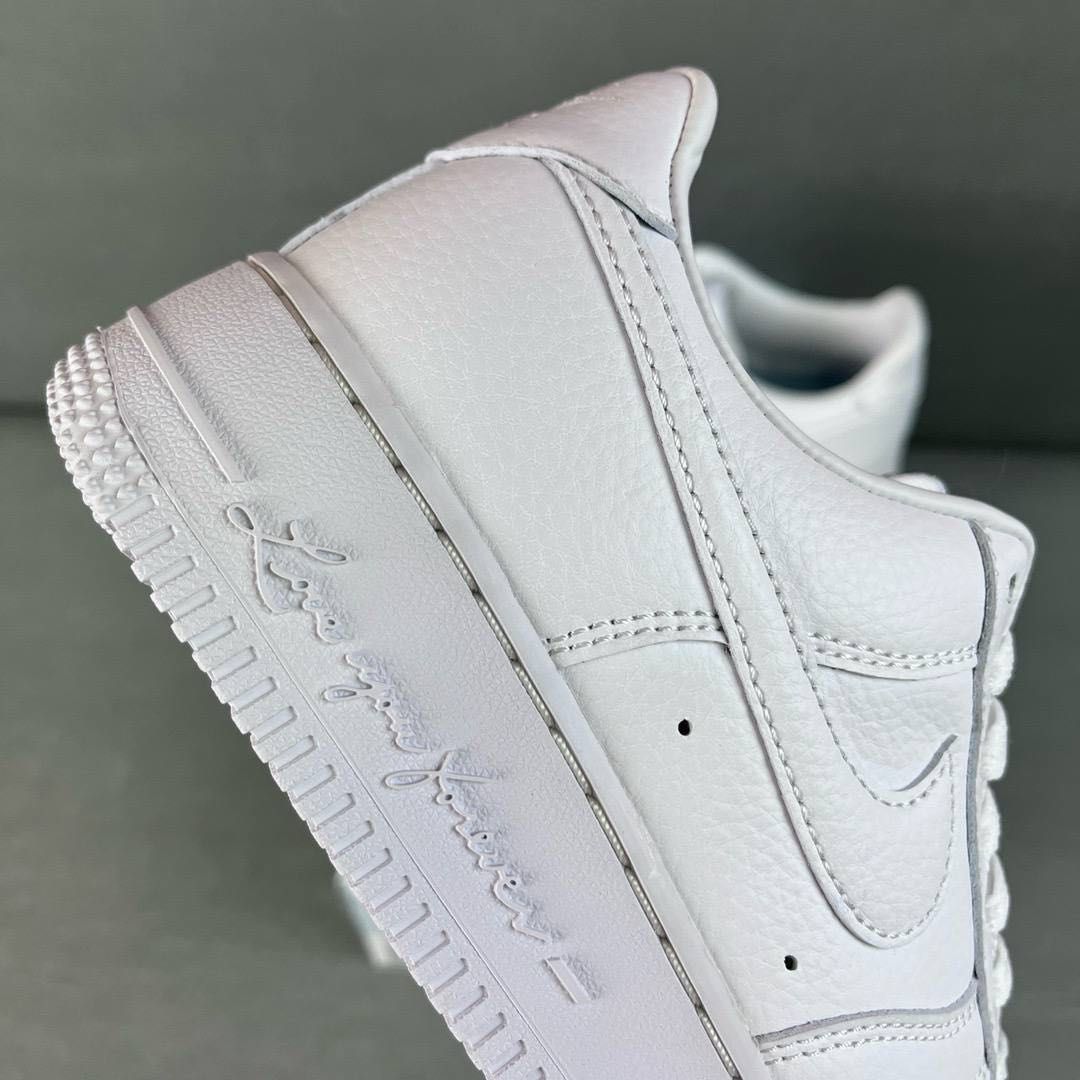 кросівки Nike Air Force нові