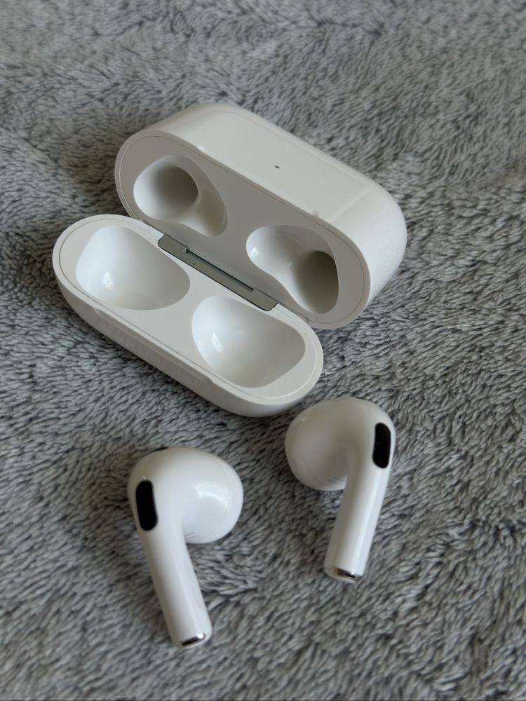 AirPods 3 навушники