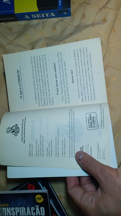 Robert Muchamore_3 livros