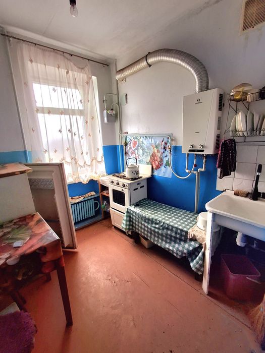 Сдається  з 25 жовтня 1к.кв. вул.Космонавтів 98