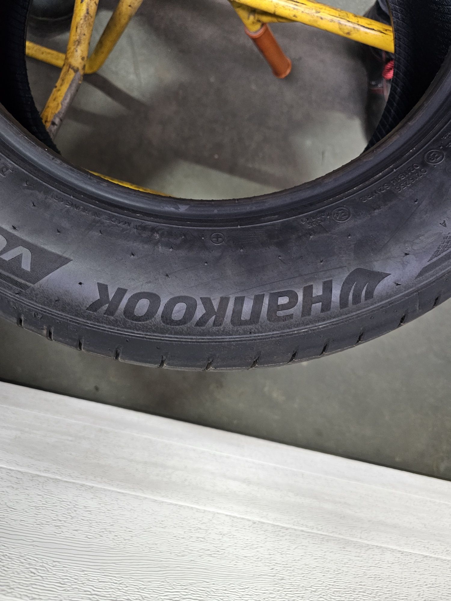 215/60R16 95V Hankook Ventus Prime 4