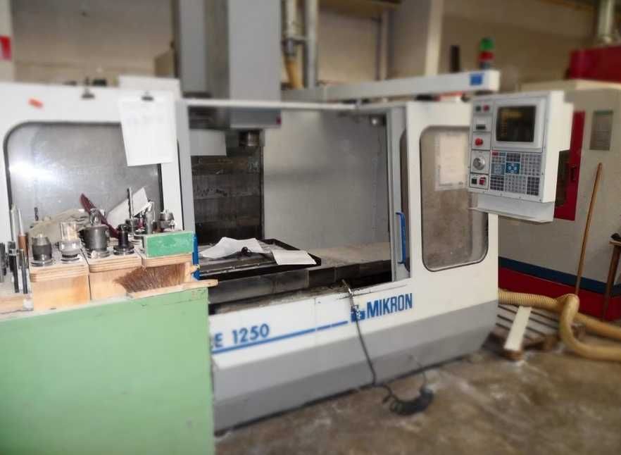Haas VF4  Mikron VCE1250
