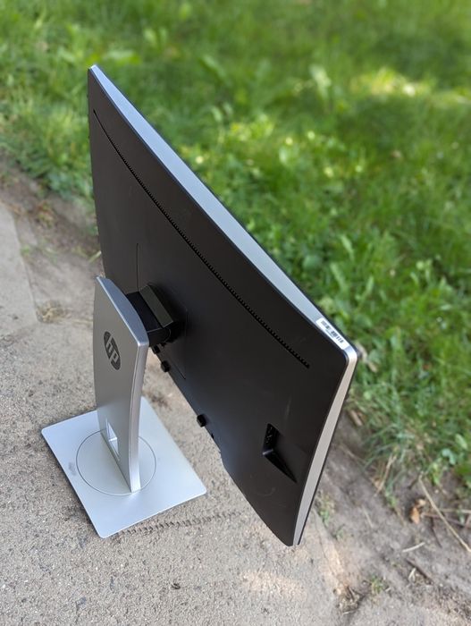 Монітор HP EliteDisplay E242/24/FHD/LED/IPS/в наявності 10шт/Класний