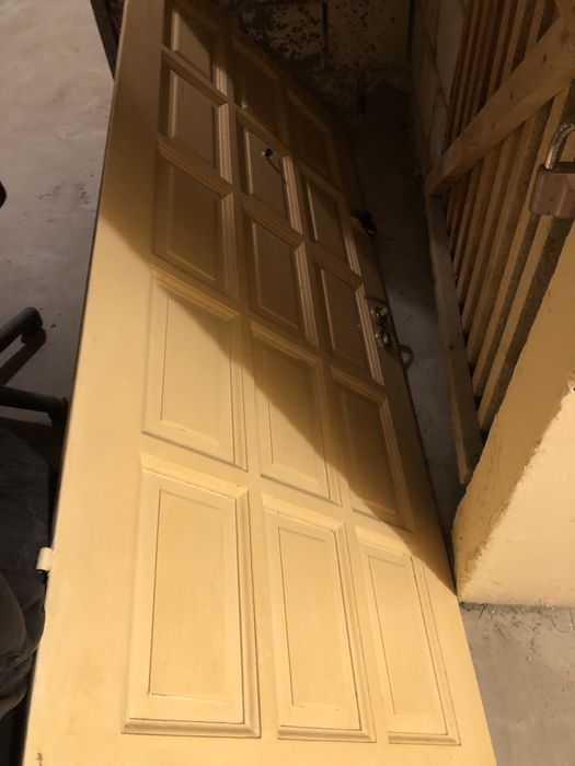 Drzwi zewnetrzne drewniane