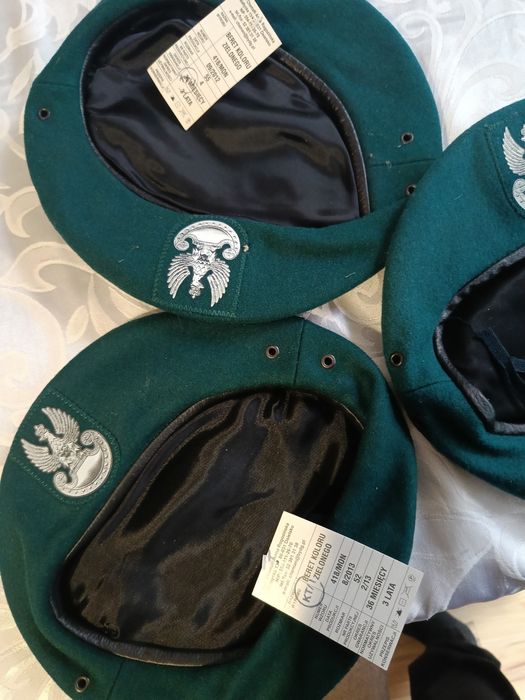 Beret wojskowy kolor zielony Nadruk