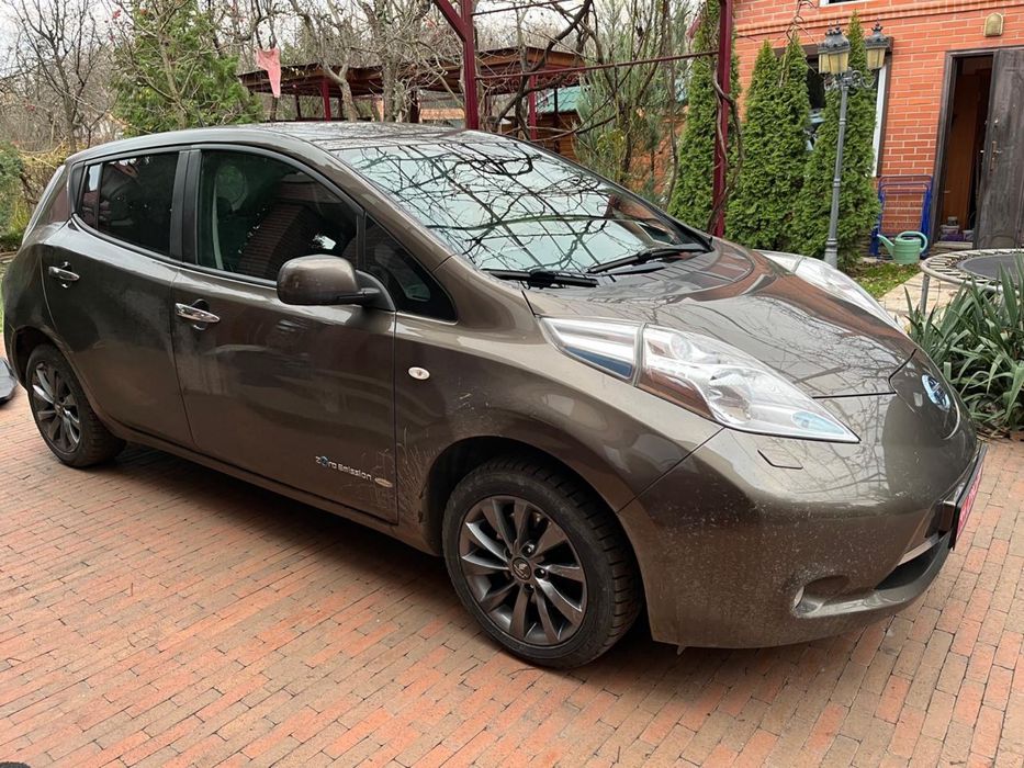 Ніссан Ліф 2017 рік 30 квт