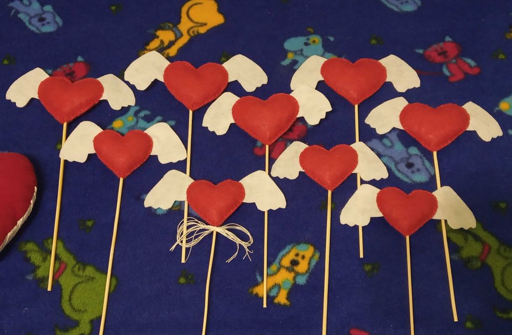 Сердце серце сердечко валентинка Валентина ангел на палочке