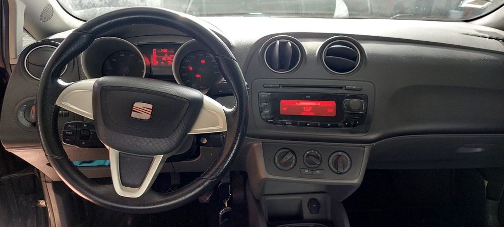 Seat Ibiza 2009
1.2 gasolina
195785 km
Manual
Revisão e documentação e