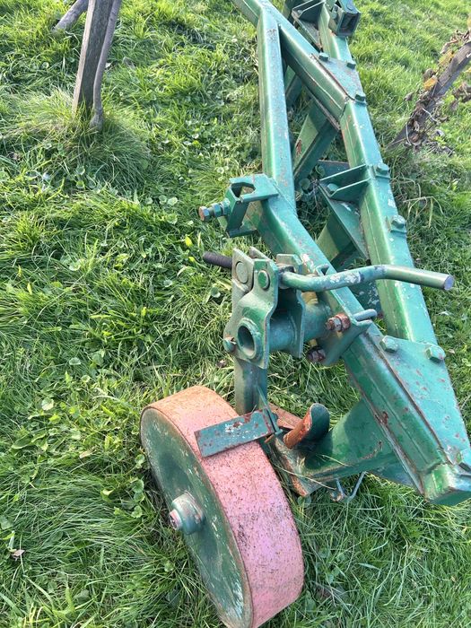 Pług podorywkowy 5 skib