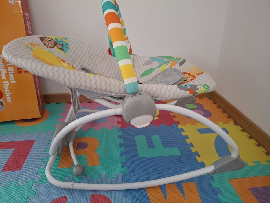 Bujaczek leżaczek bright starts