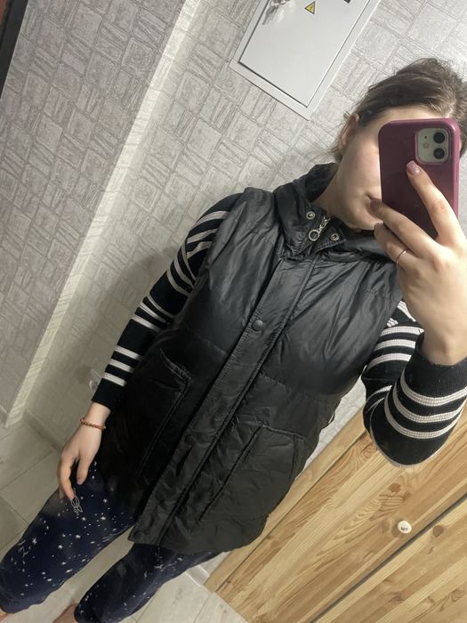 Легенька курточка жіноча