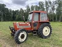 Fiat DT880 4x4 80-90 TUZ Pełzające (Nie Ursus c385 koparko ładowarka)