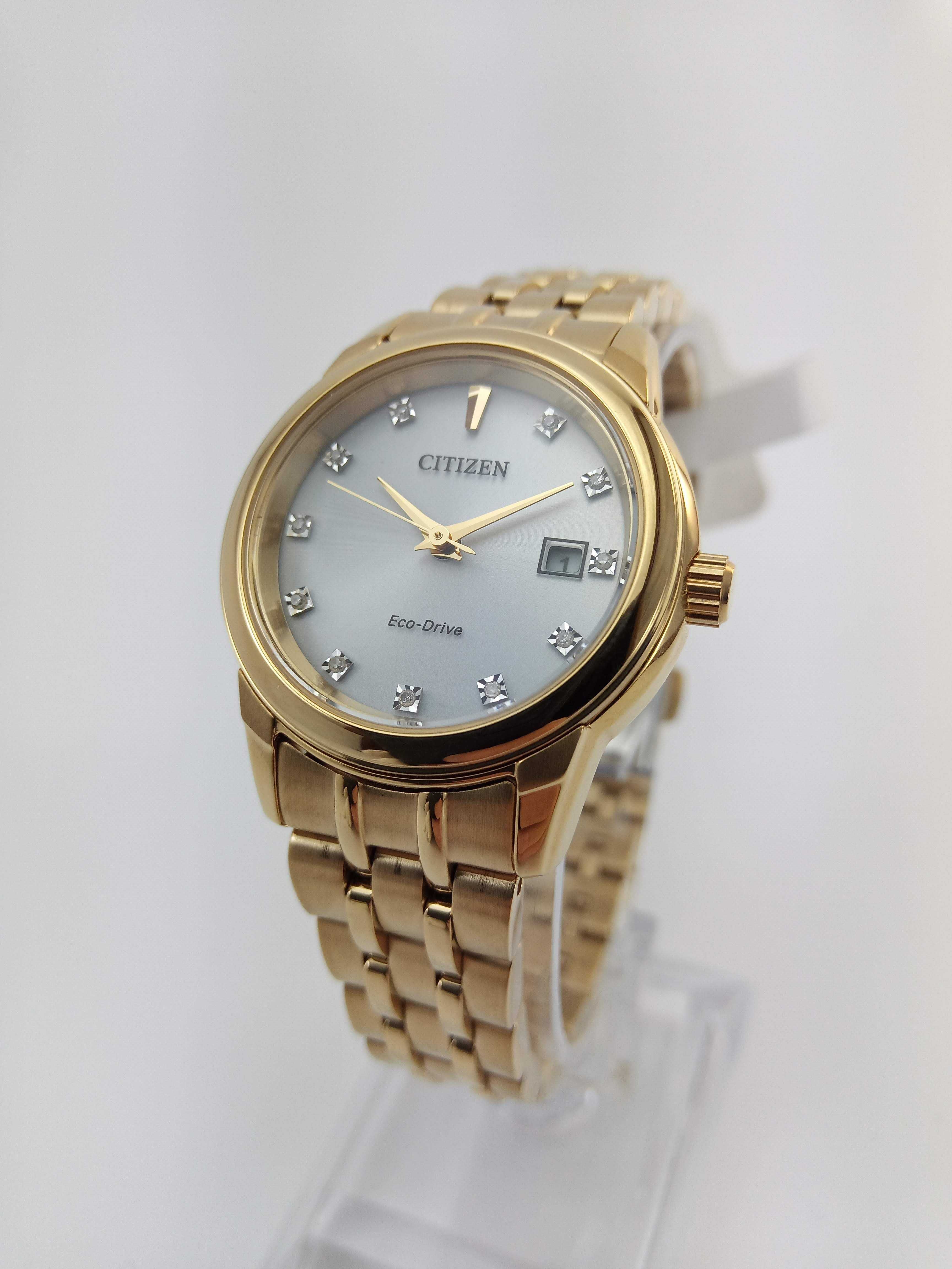 Женские часы с бриллиантами Citizen Diamond Silver Dial EW2392-54A