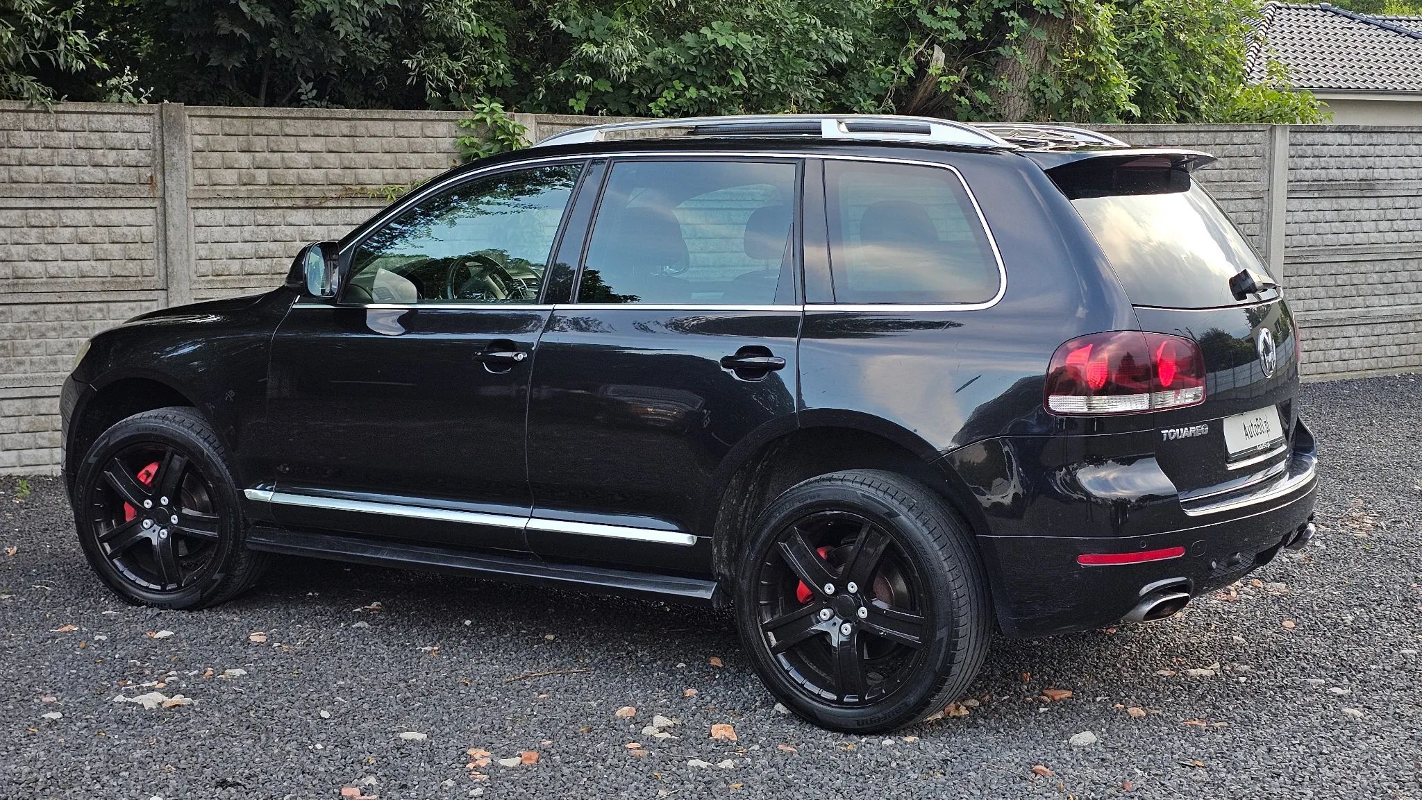 Volkswagen Touareg 3.0 V6 Dach Kamper, Hak, Google Maps, DVD, Monitory LCD + koła zimowe