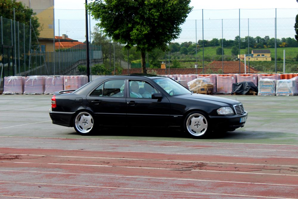 Mercedes w202.  C180