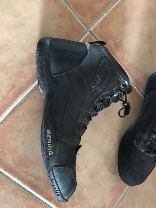 Botas bering de verão de mota tamanho 43 mas equivale ao 42