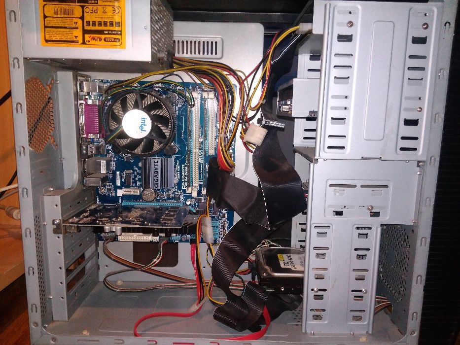 Komputer PC Gigabyte GA-G41M-COMBO, 1GB RAM, NVIDIA GeForce 8400