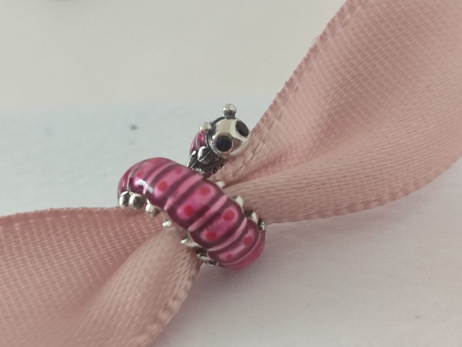 Zawieszka charms Pandora Nowa WYSYLAM W PUDELKU