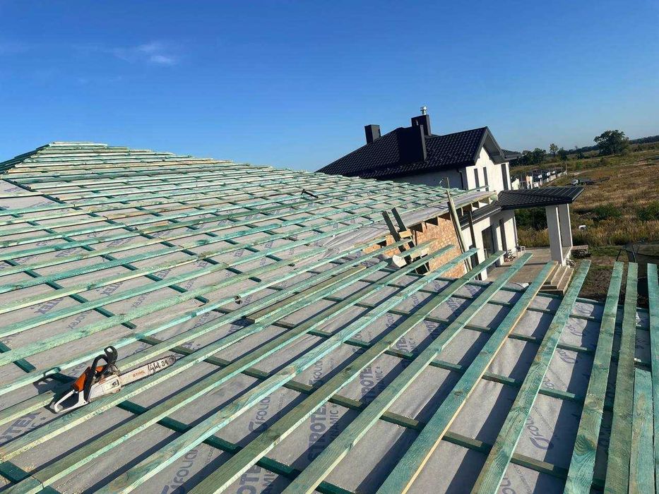 Покрівельні роботи РІвненська область Монтаж покрівлі, Зведення даху