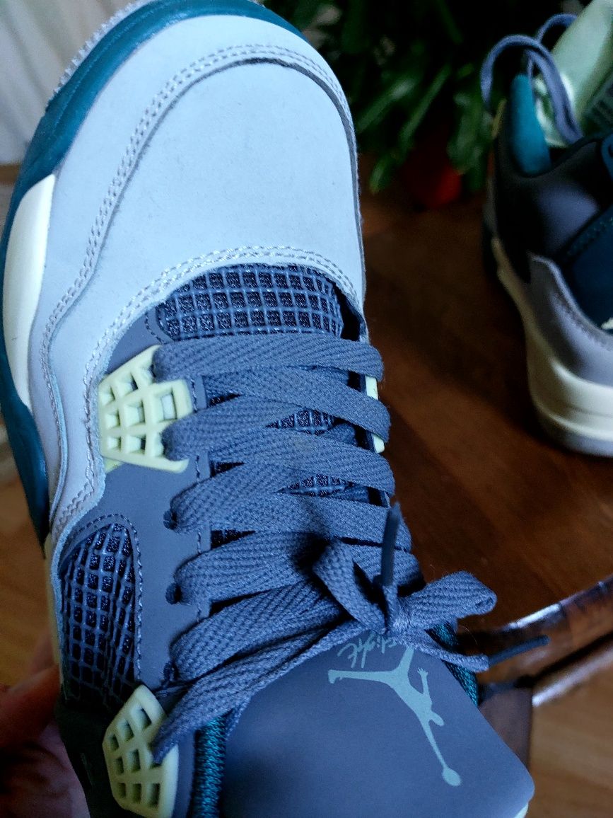 Кросівки Nike Air Jordan 4 (сірі з зеленим) якісні повсякденні