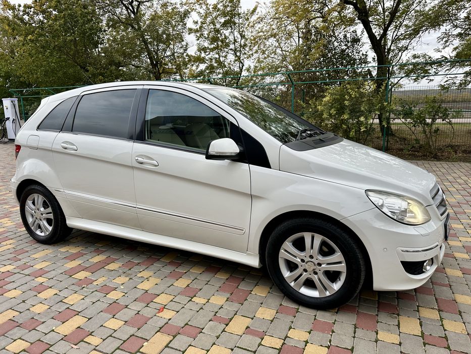 Mercedes Benz B Class