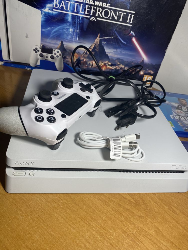 Sprzedam ps4 slim   500gb