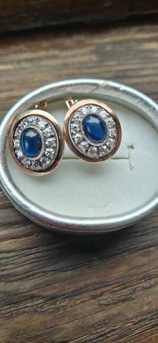 Продам женские  серебряные серьги