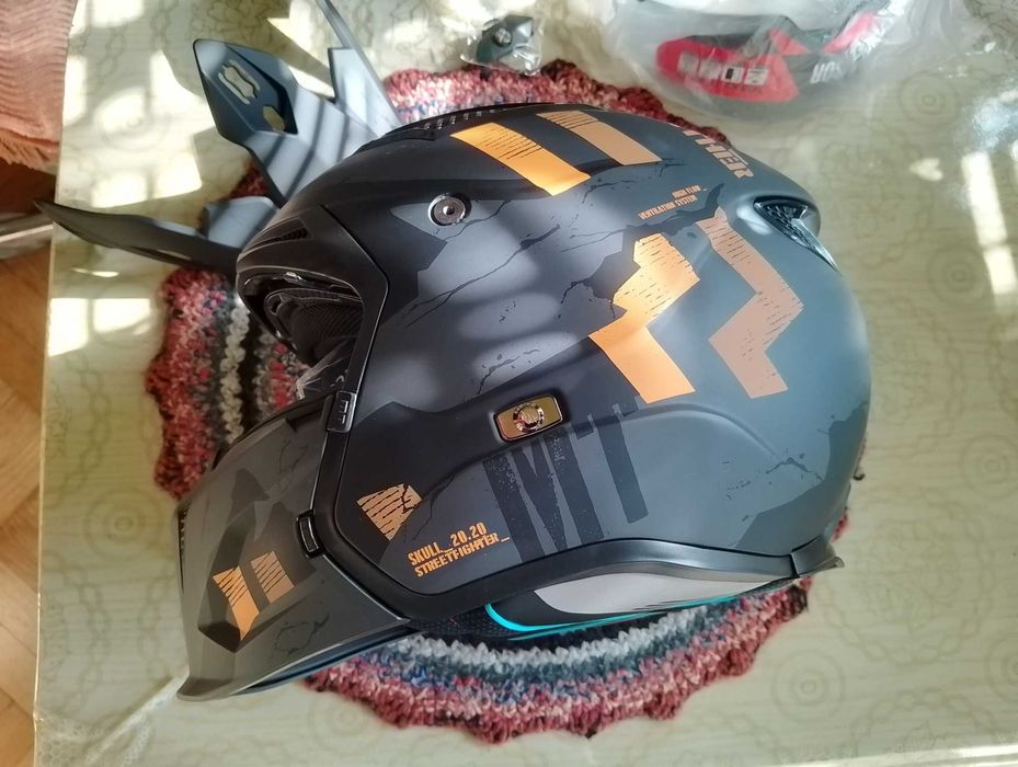 Мотошлем MT Streetfighter Розмір L,