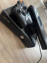 Xbox 360 z kinektem+pad