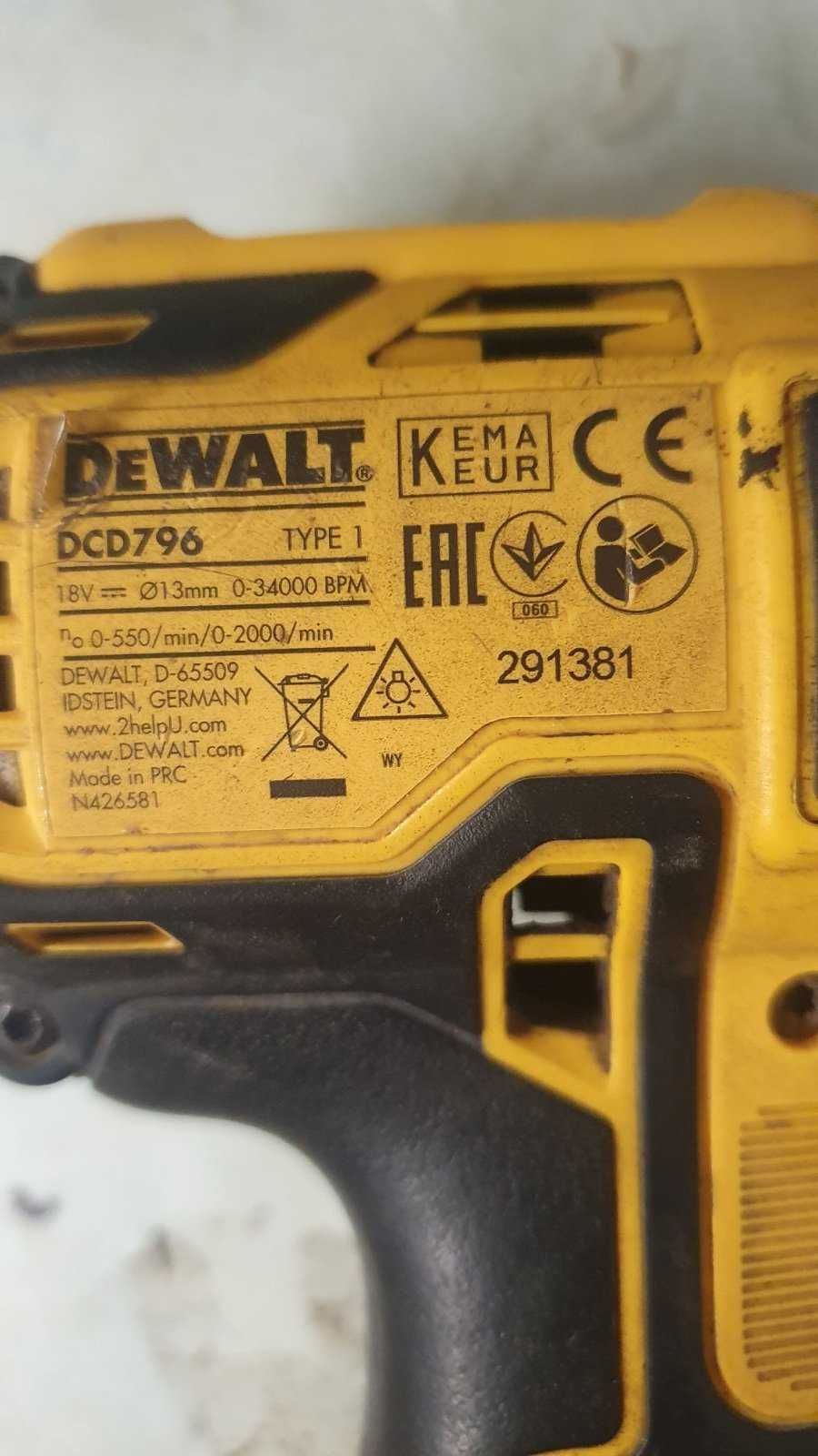 Продам шуруповерт аккумуляторный  DeWALT б\у