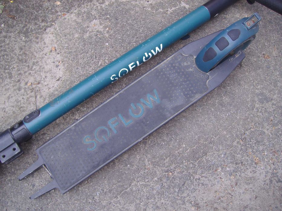 Электросамокат 36v (колеса 8" 200/50) привезен из Германии (рабочий)