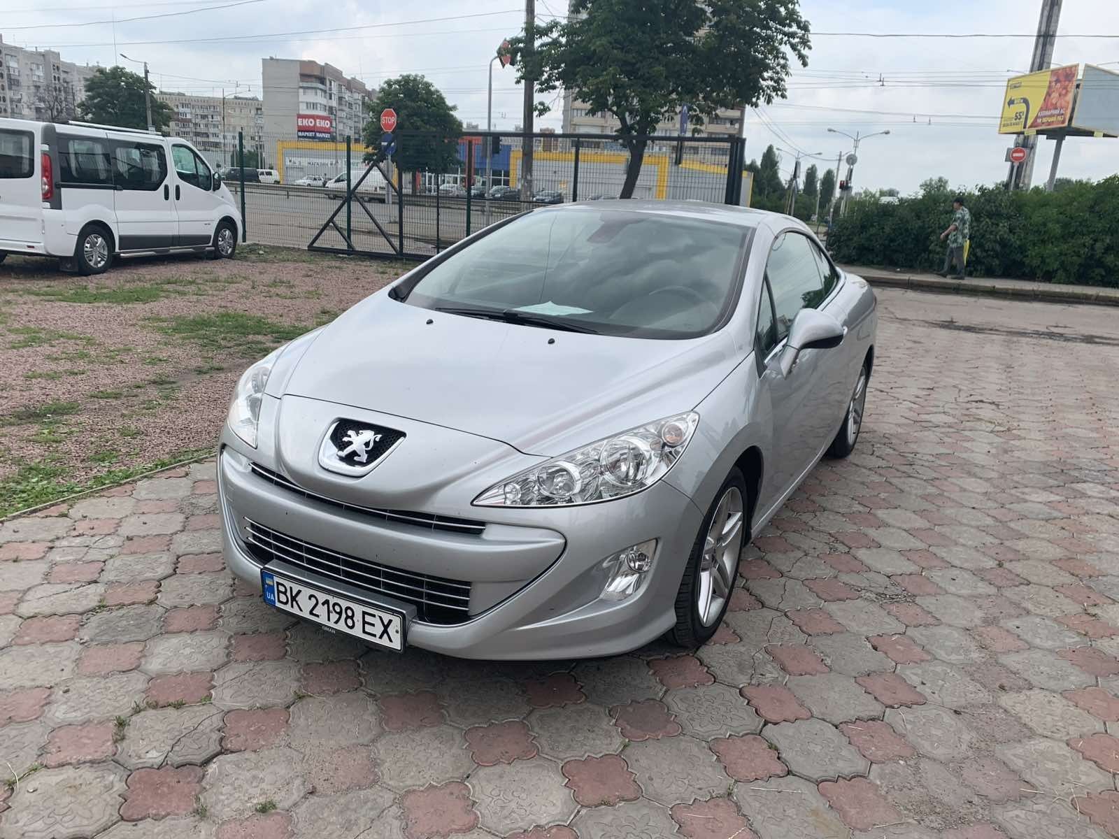 Продам автомобіль PEUGEOT 308CC