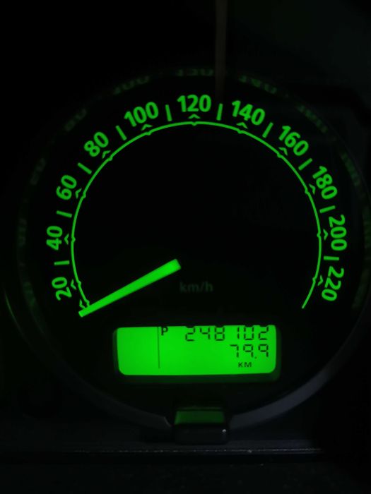 DISCOVERY 3  2,7 Diesel