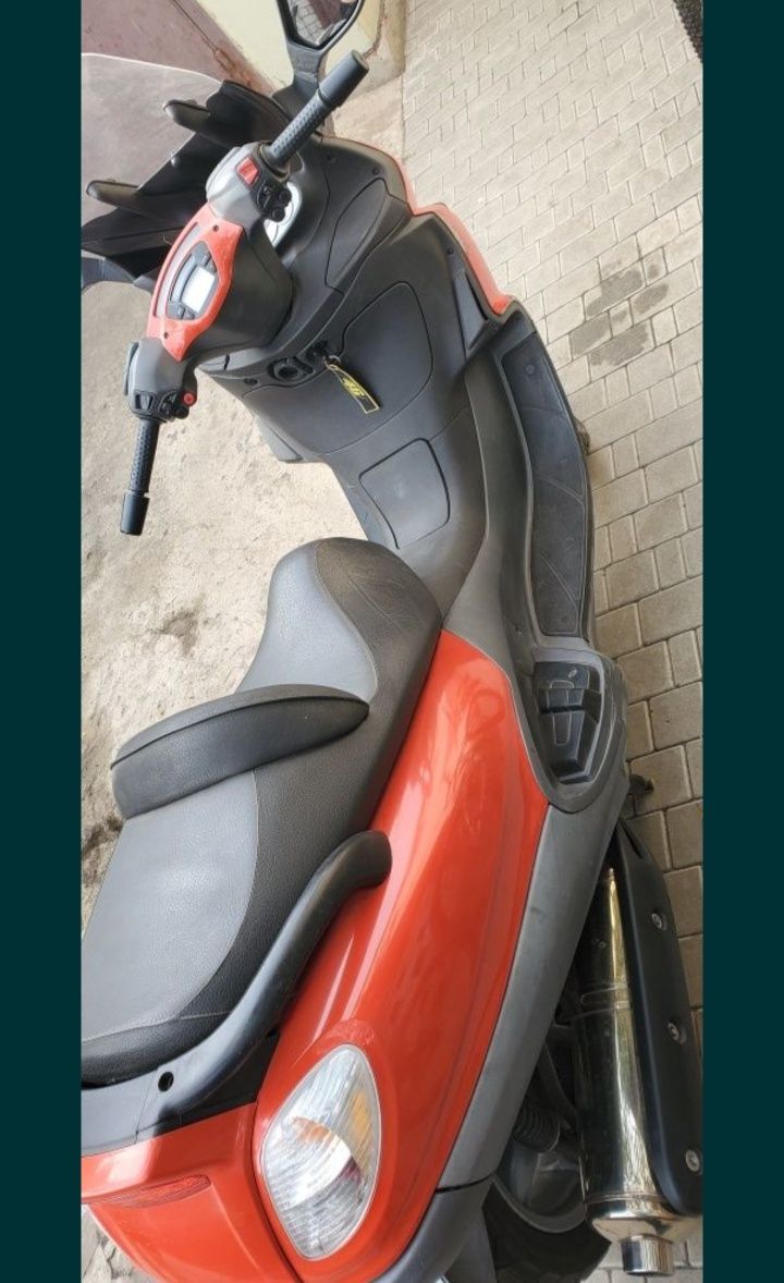 Piaggio X9 500 в версии Evolution