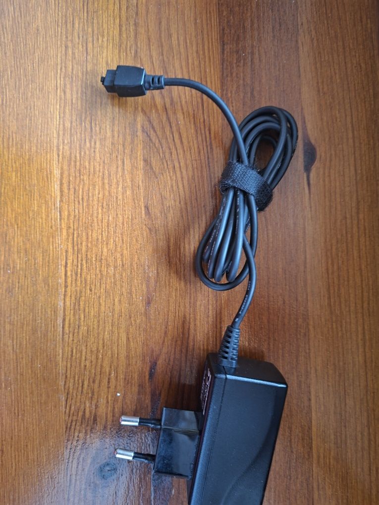 Oryginalna ładowarka sieciowa Sony CMD-J5 CMD-J6 CMD-J70/ J70e CMD-Z7