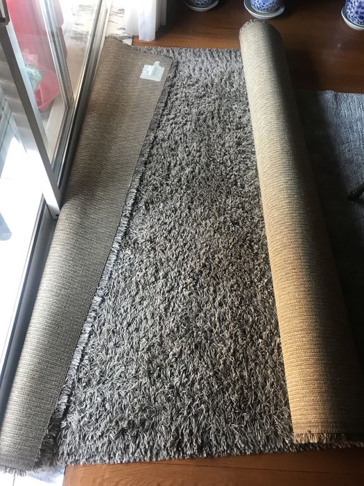 Carpetes castanhas/cinzas