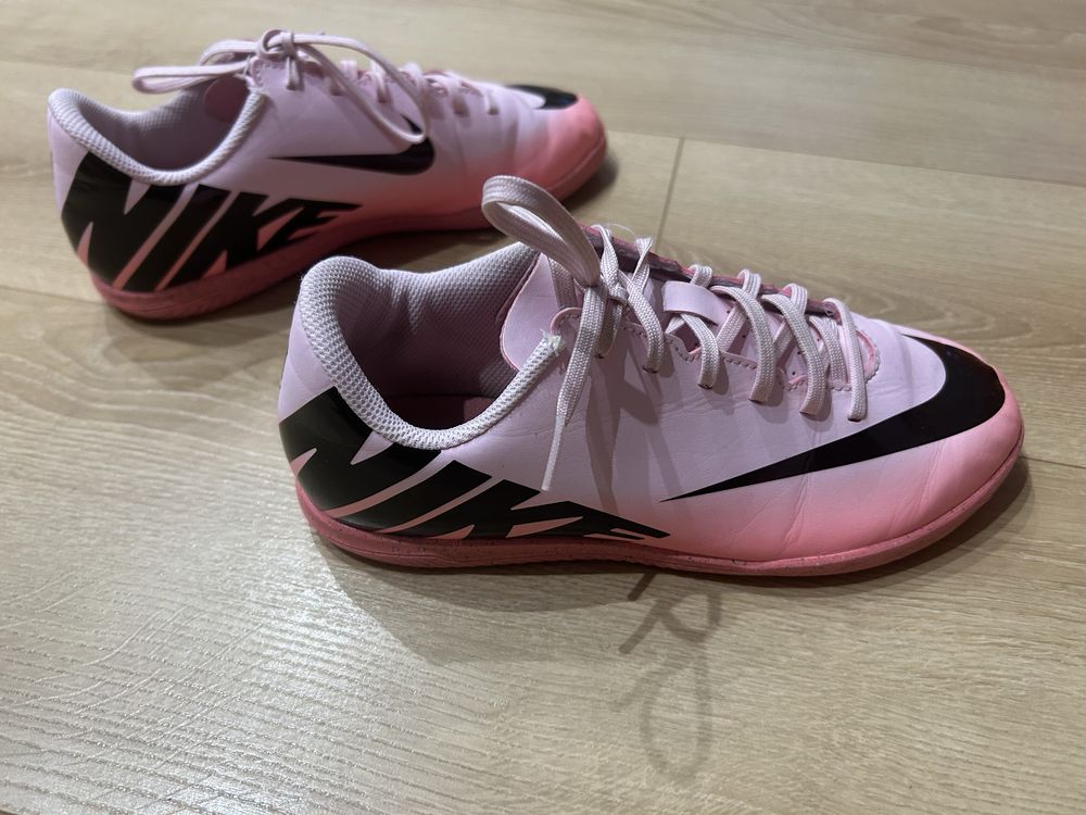 Buty halówki Nike Mercurial 38